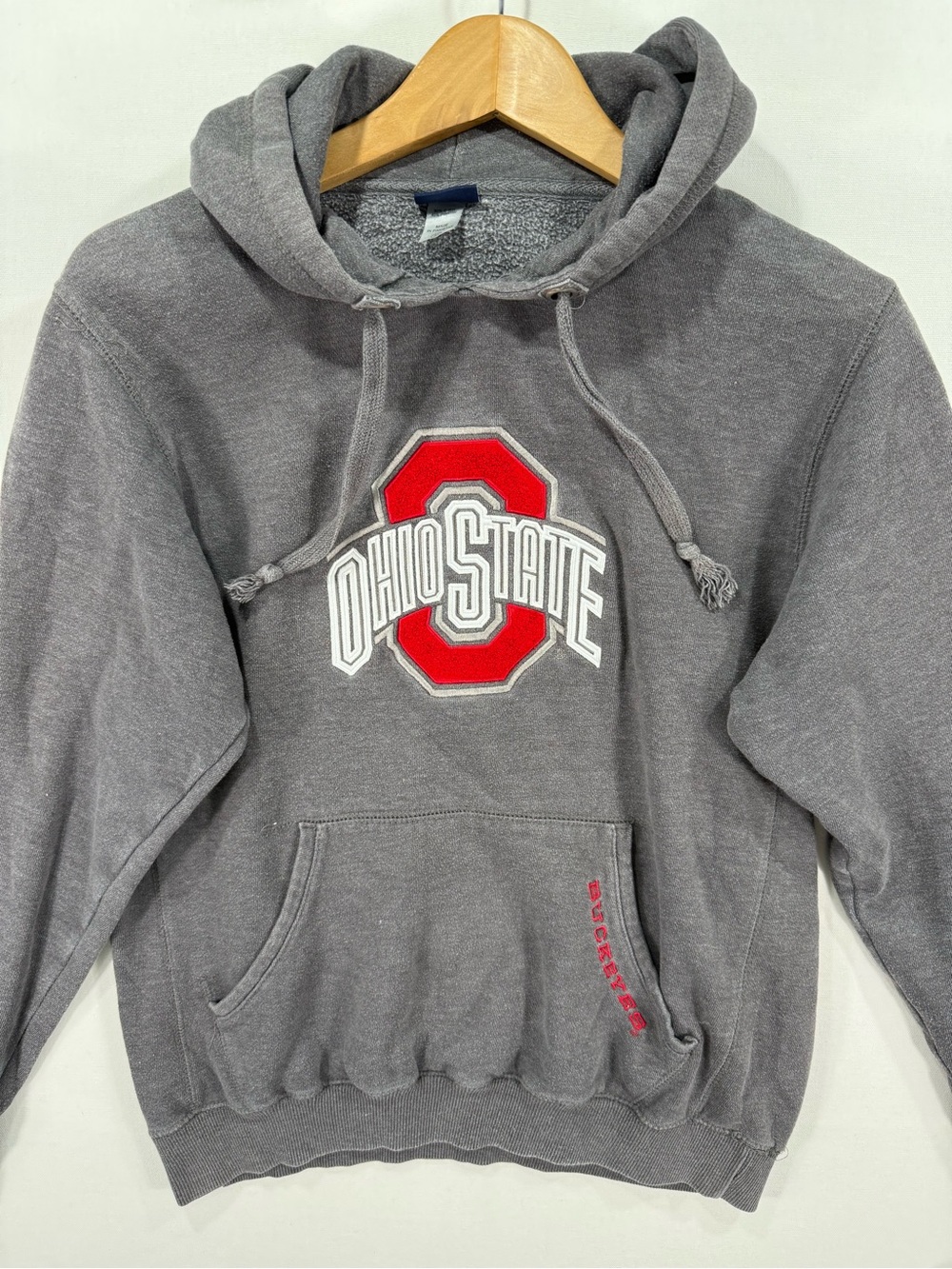 Gear For Sports Gray Pullover Hoodie with Red Ohio State Emblem